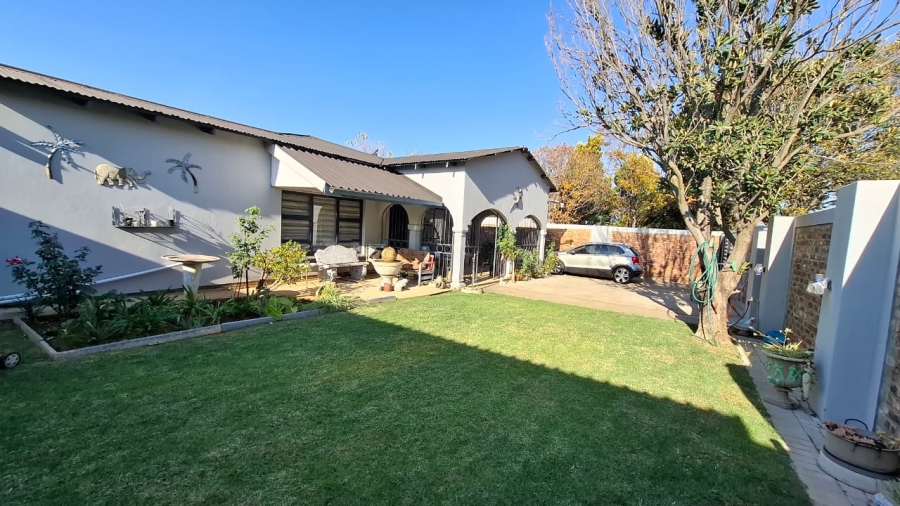 3 Bedroom Property for Sale in Elandia North West